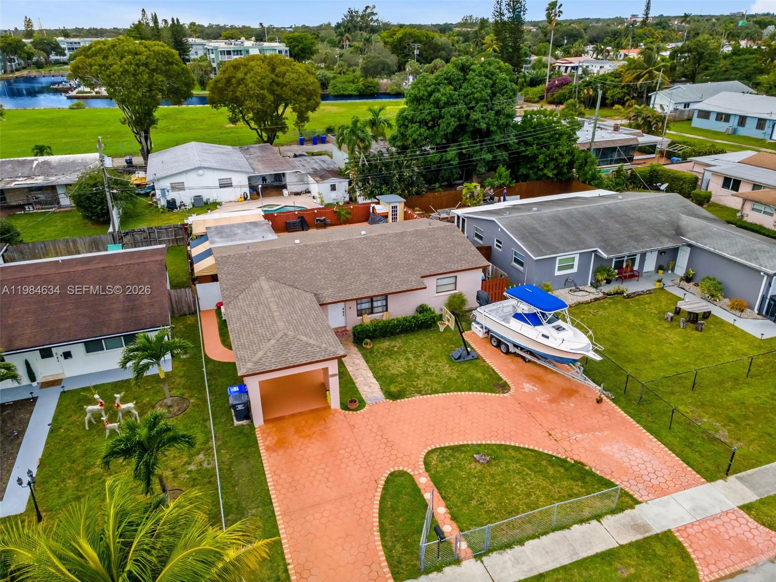 1820 N 27th Ave, Hollywood FL 33020