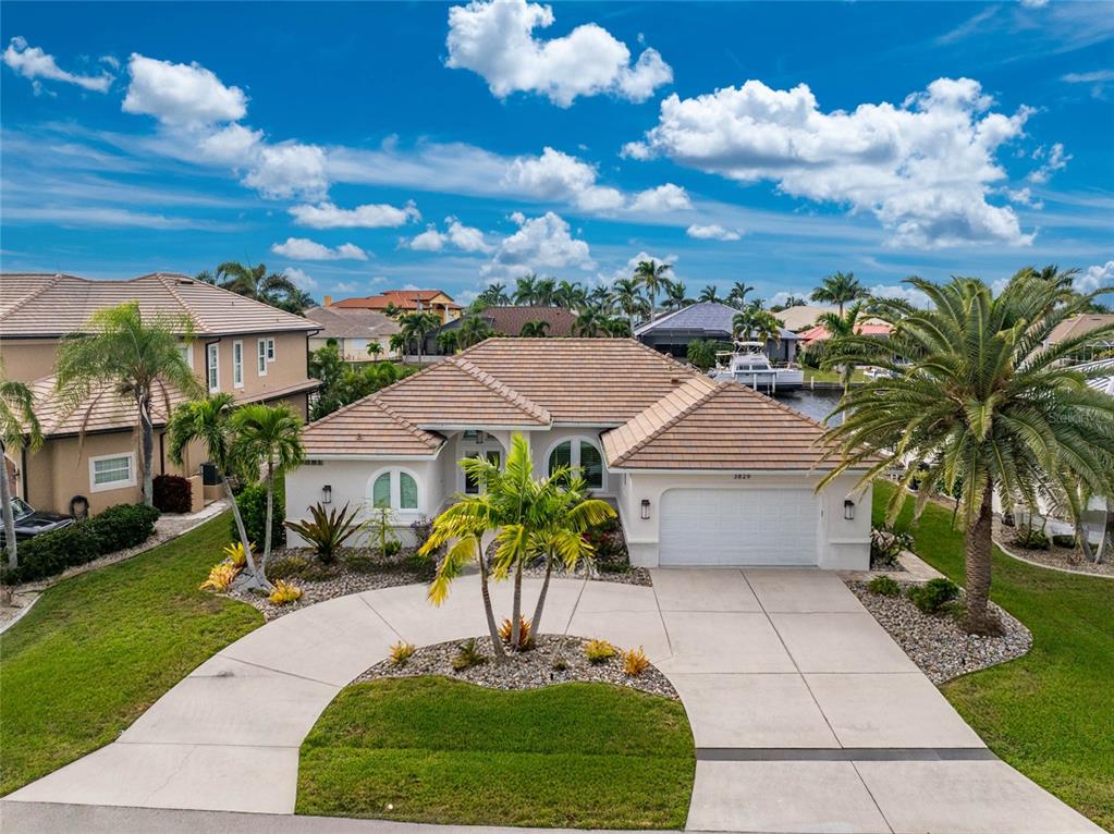 3829 SAINT KITTS COURT