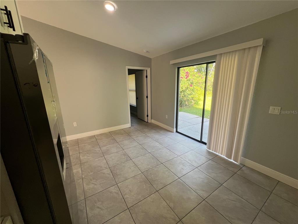 3589 N CHAMBERLAIN BOULEVARD, NORTH PORT, FL — photo 2 of 30