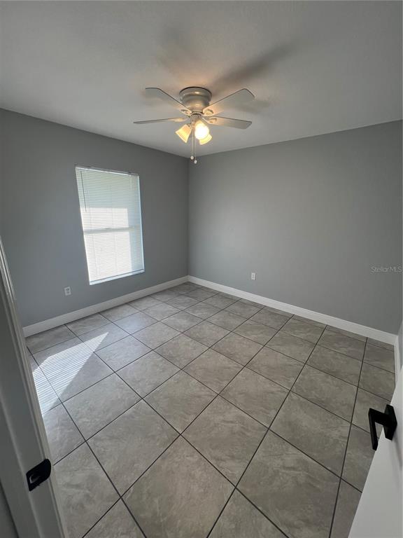 3589 N CHAMBERLAIN BOULEVARD, NORTH PORT, FL — photo 5 of 30