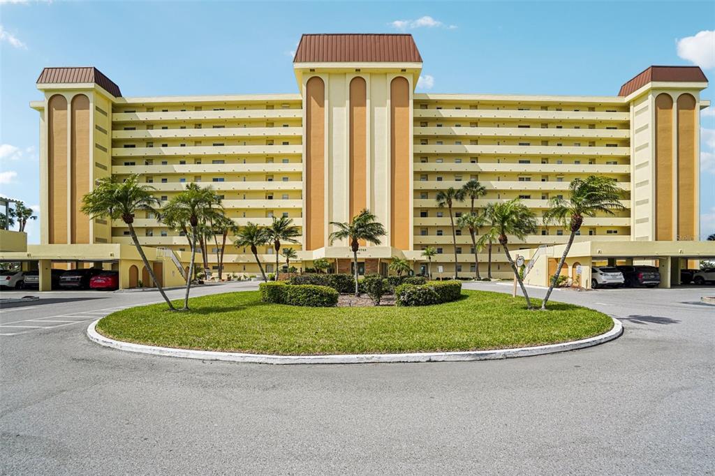 4750 COVE CIRCLE UNIT 107