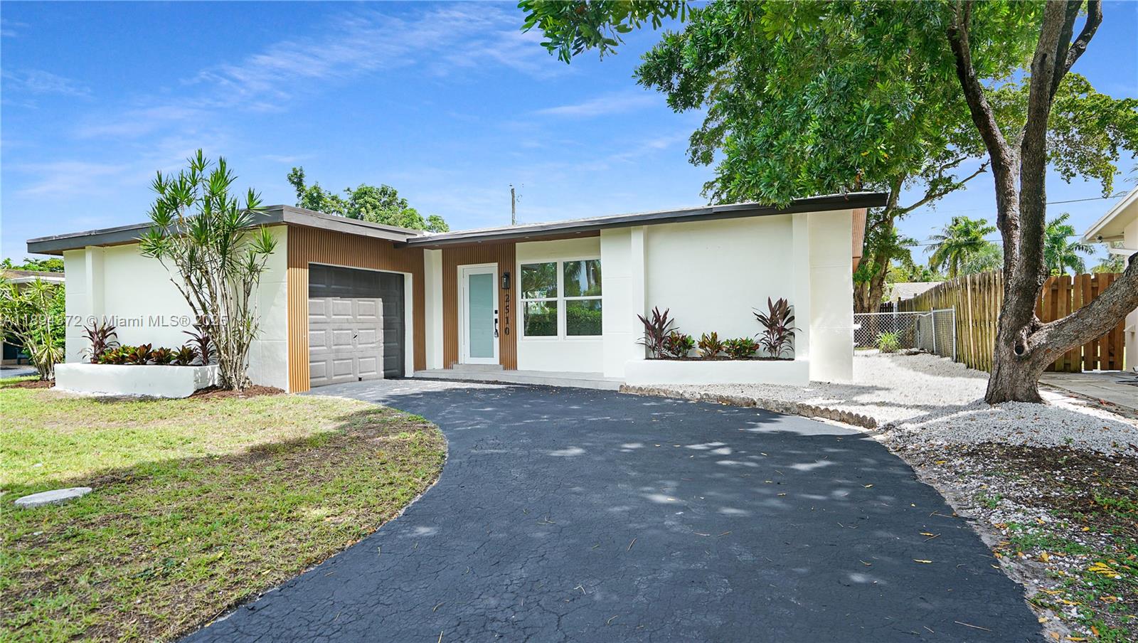 2510 N Pine Island Rd, Sunrise FL 33322