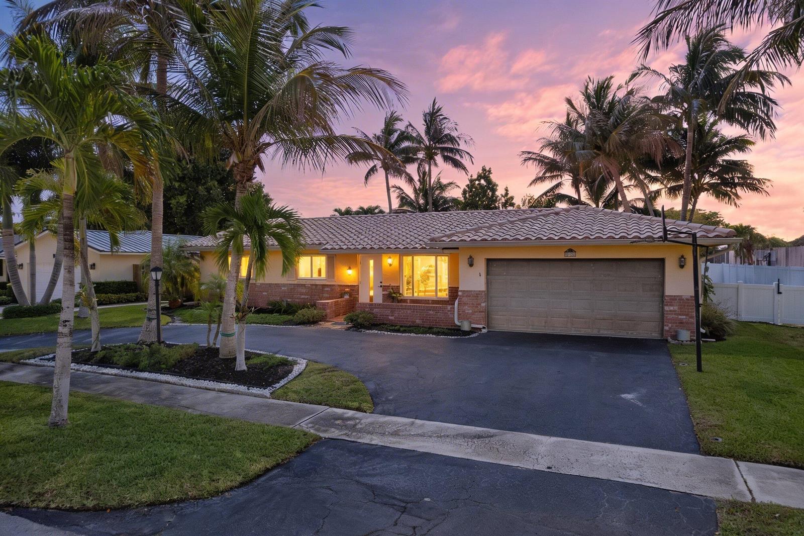 1570 SW 10th Street, Boca Raton FL 33486