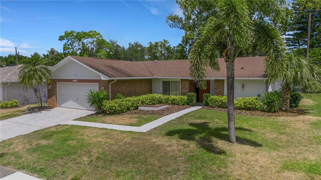 3147 E DORCHESTER DRIVE