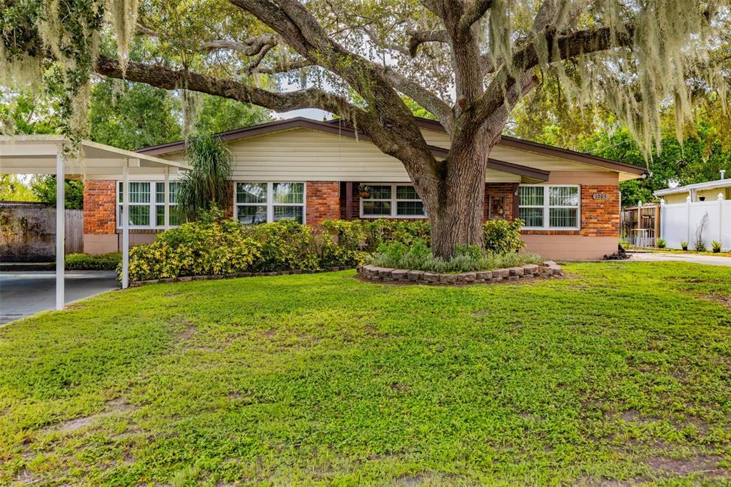 1205 W CAMELLIA DRIVE, BRANDON, FL — photo 2 of 23