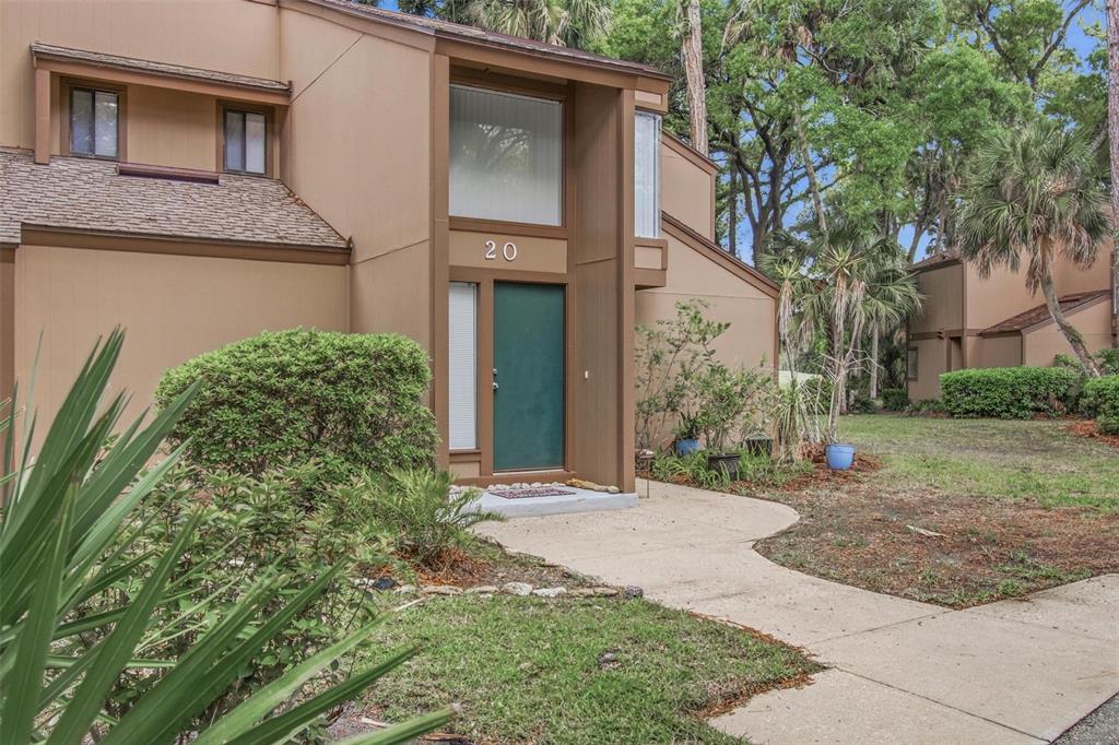 20 MASTERS COURT UNIT 20