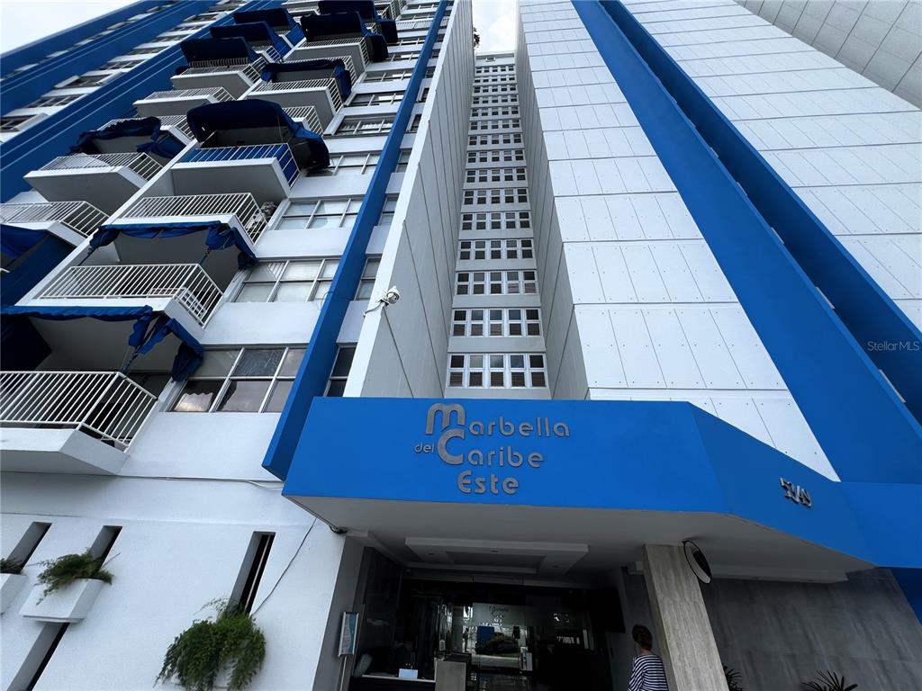 5347 AV. ISLA VERDE UNIT 1214