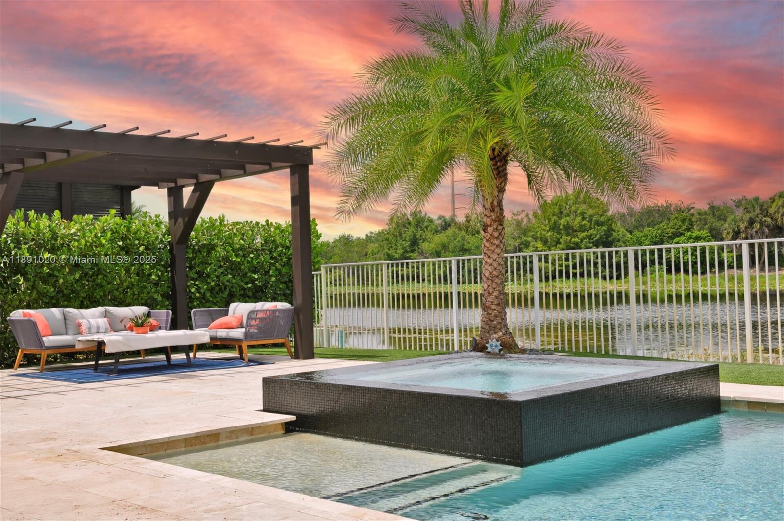 2132 Quail Roost Dr, Weston FL 33327