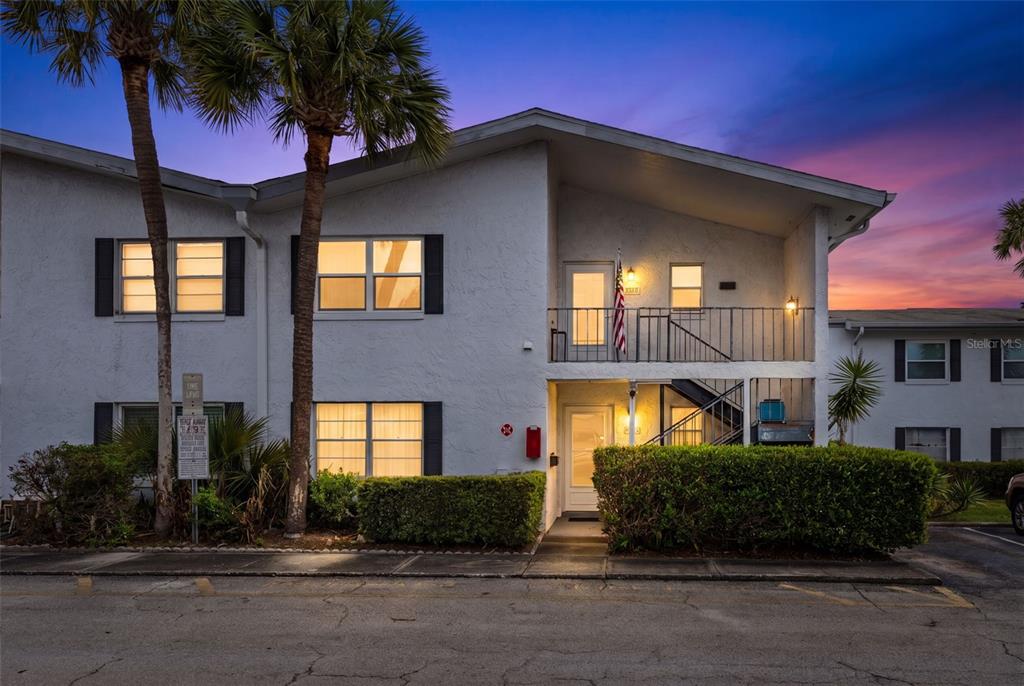 6075 AMBERLY COURT UNIT F40