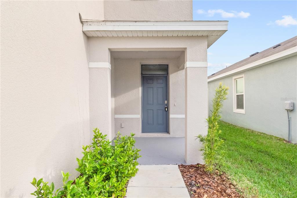9151 FORGE BREEZE LOOP, WESLEY CHAPEL, FL — photo 4 of 30
