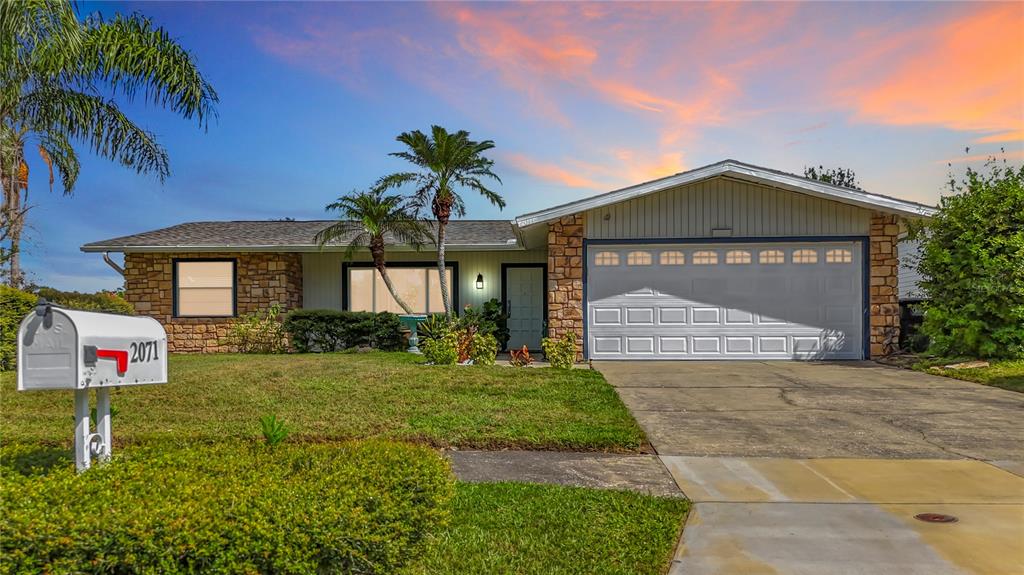 2071 BUTTERNUT CIRCLE E, CLEARWATER, FL — photo 2 of 30