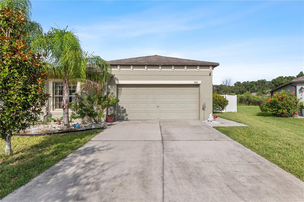 2942 MOULDEN HOLLOW DRIVE