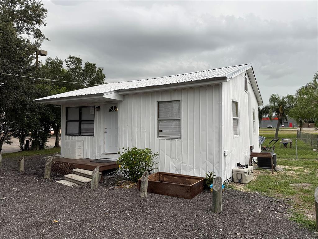 101 S ROGERS AVENUE, ARCADIA, FL — photo 2 of 17