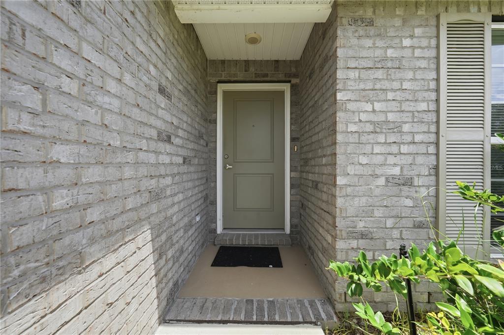 8058 BELSAY CIRCLE, JACKSONVILLE, FL — photo 2 of 30