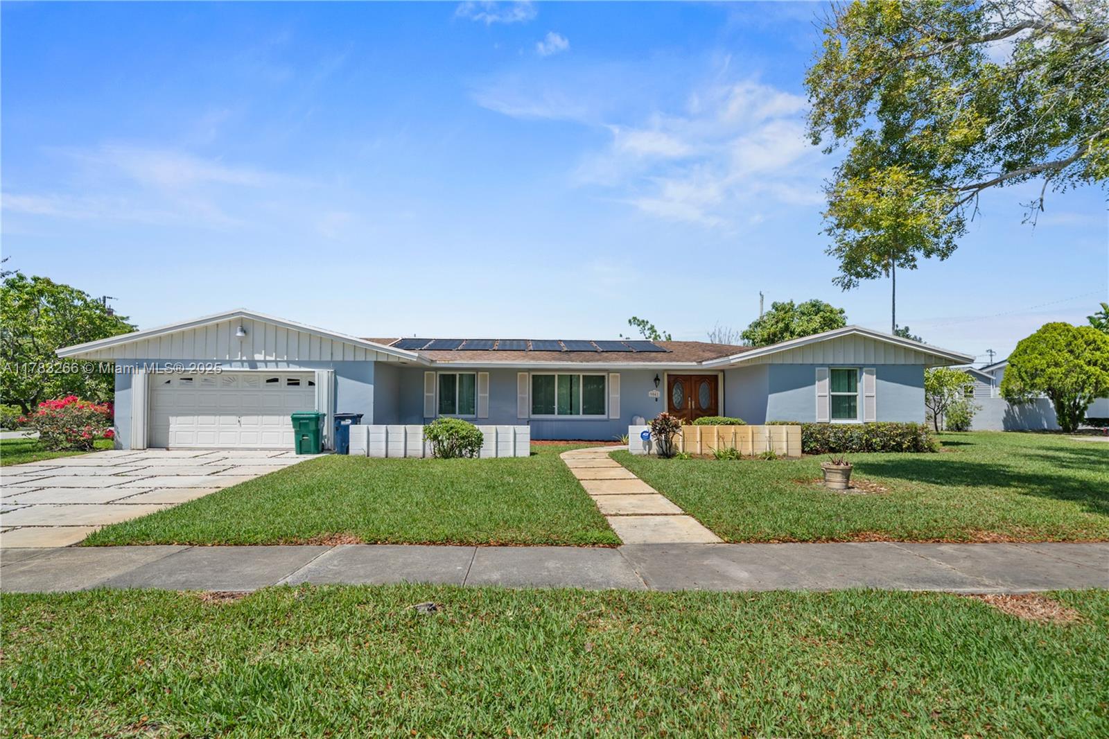 9041 SW 88th St, Miami FL 33173