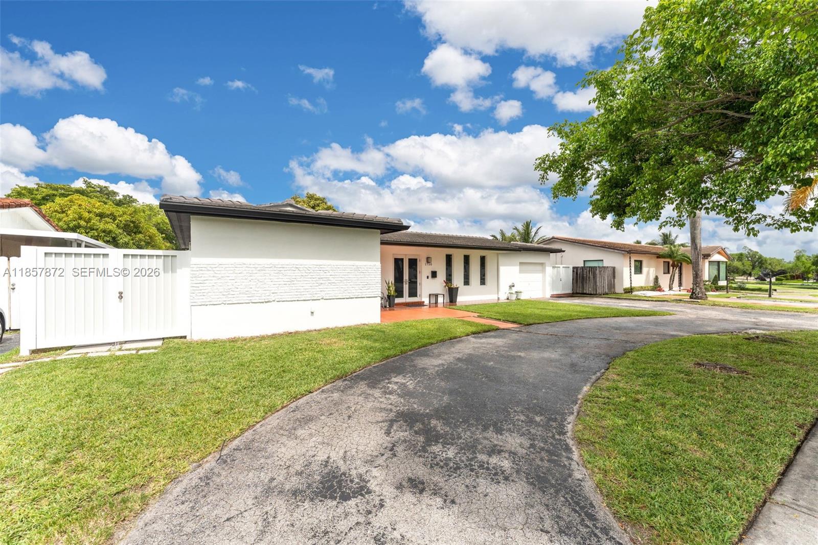 1730 SW 102nd Ave, Miami FL 33165