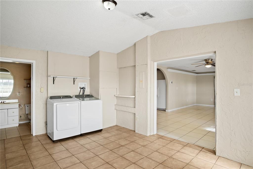 805 CENTER STREET, DUNDEE, FL — photo 2 of 30