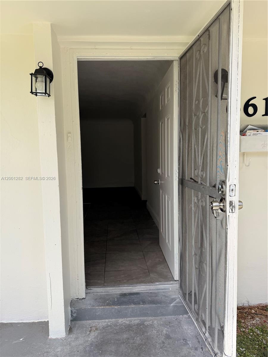 6613 Evergreen Dr # A, Miramar FL 33023