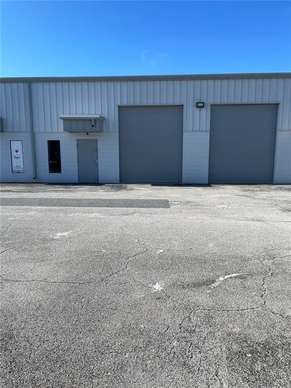 5525 COMMERCE DRIVE UNIT 3/4