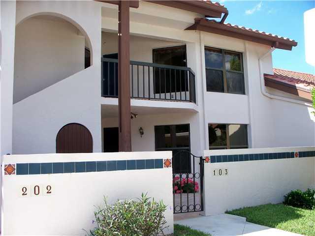 6070 SE Martinique Drive # 103, Stuart FL 34997