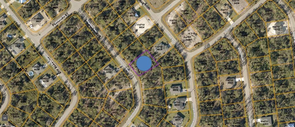 This is an aerial map showing a vacant lot highlighted in purple within a residential neighborhood — KINGSMAN AVENUE, NORTH PORT, FL