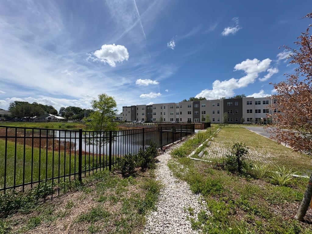 4424 S TEXAS AVENUE UNIT 1-306