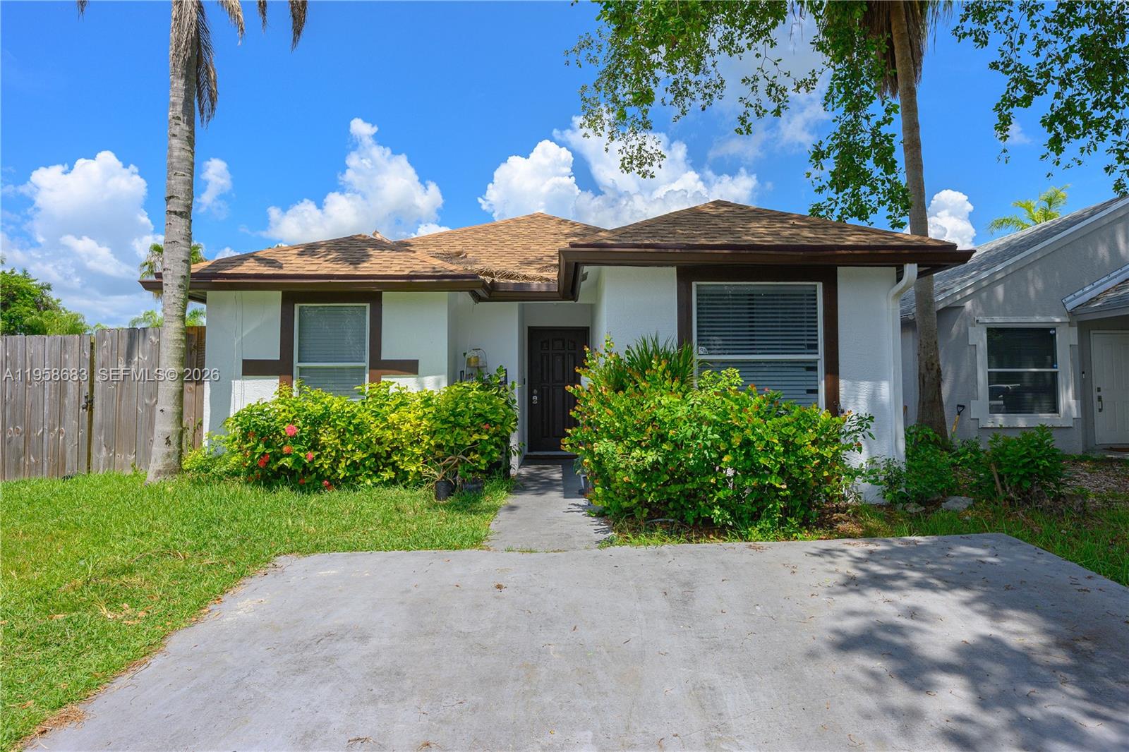 998 SW 8th Pl, Florida City FL 33034