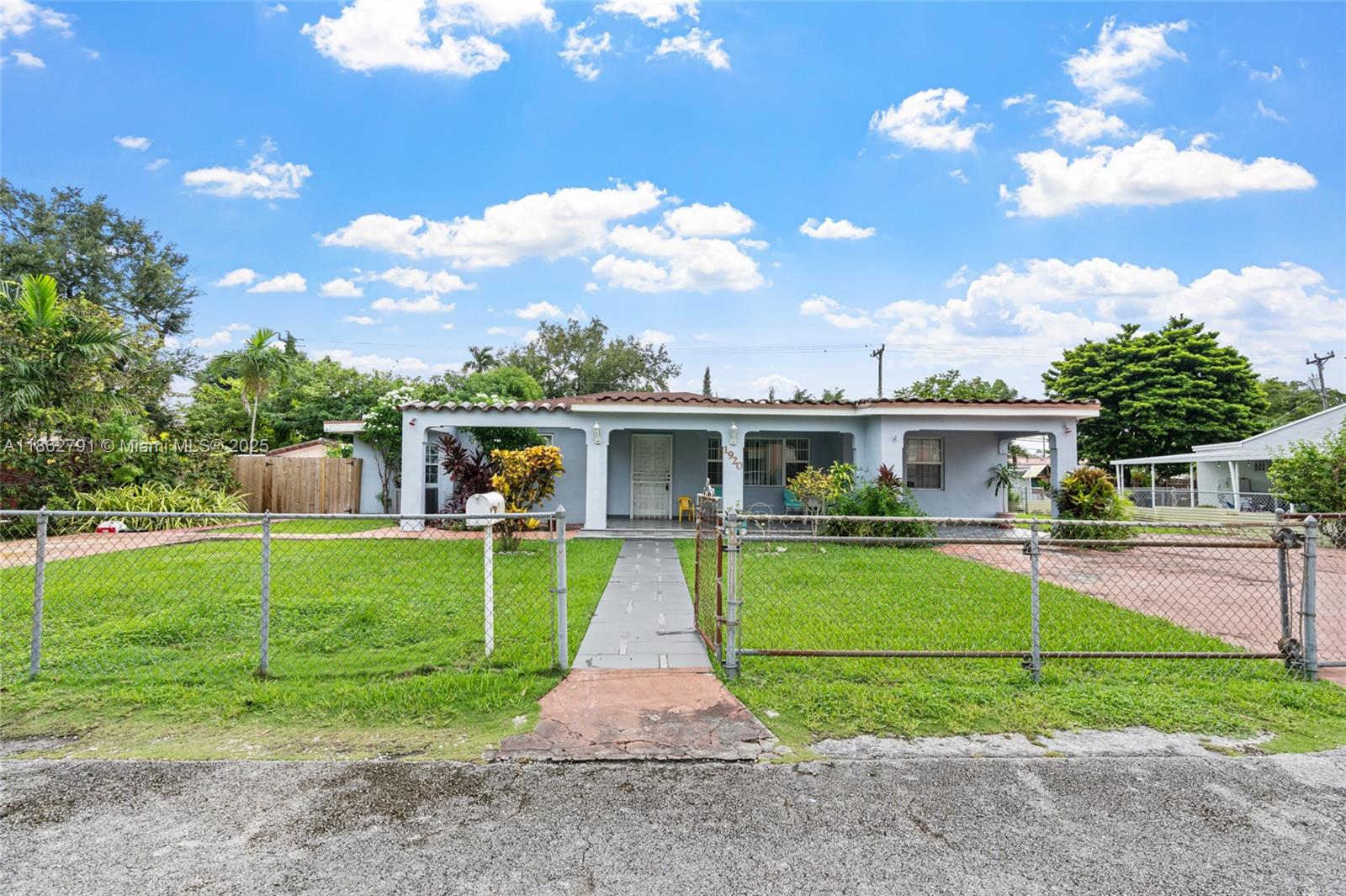 1920 SW 67th Ave, Miami FL 33155