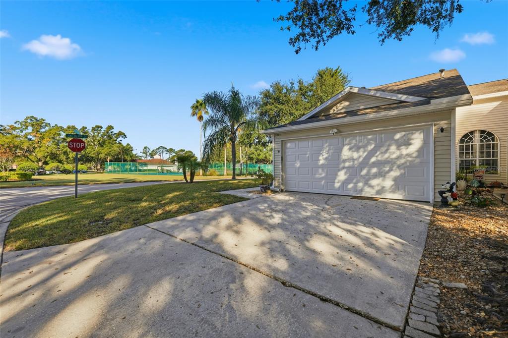 21425 CLUBSIDE LOOP