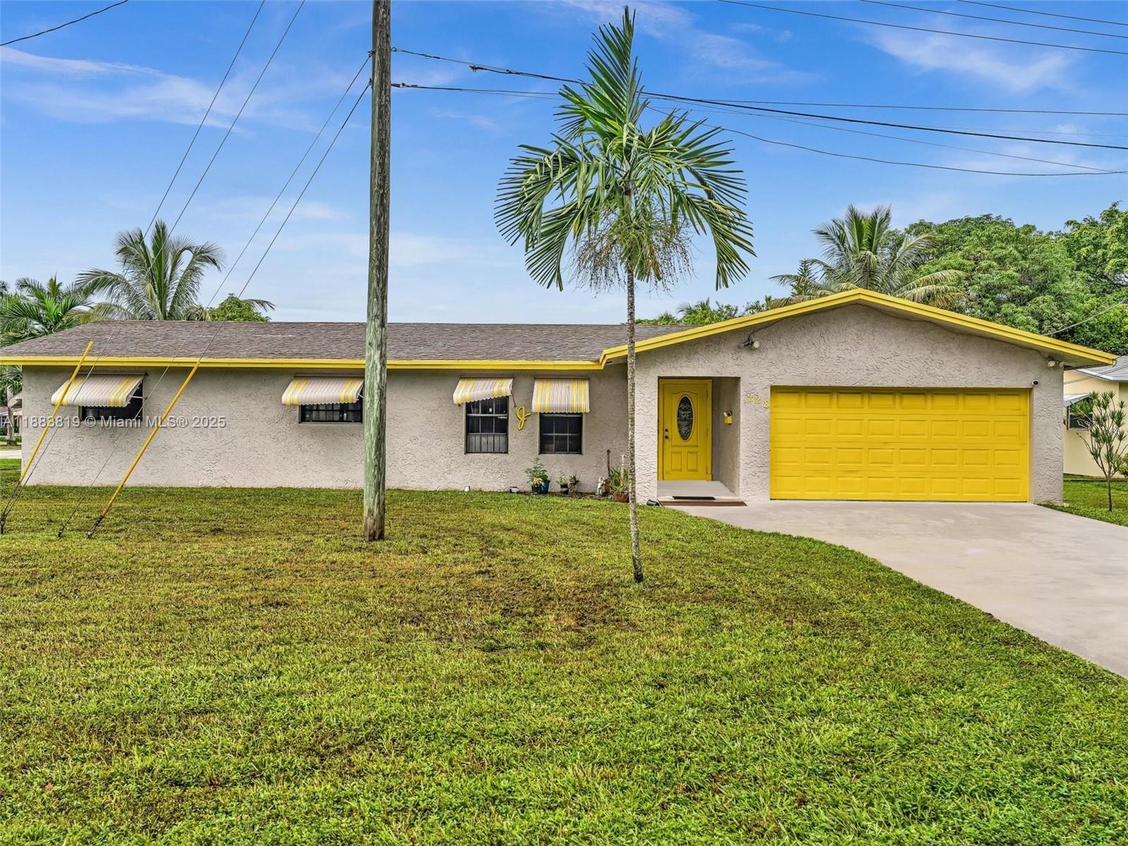 228 SW 5th Ave, Hallandale Beach FL 33009