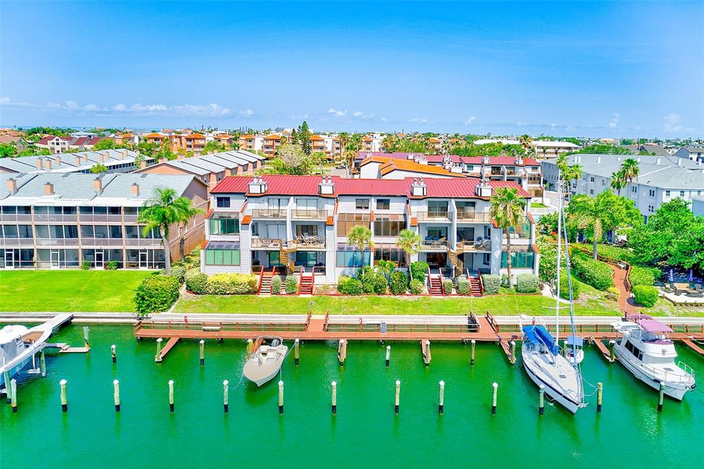 557 PINELLAS BAYWAY S UNIT 303