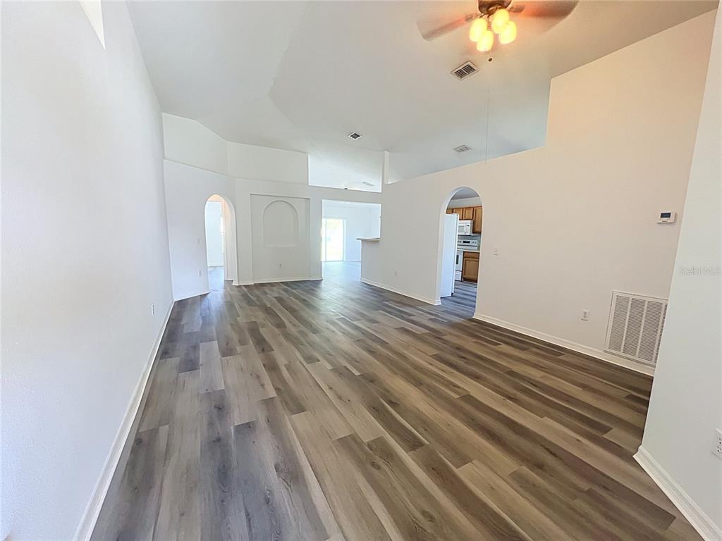 5641 ROYAL HILLS DRIVE, WINTER HAVEN, FL — photo 2 of 30