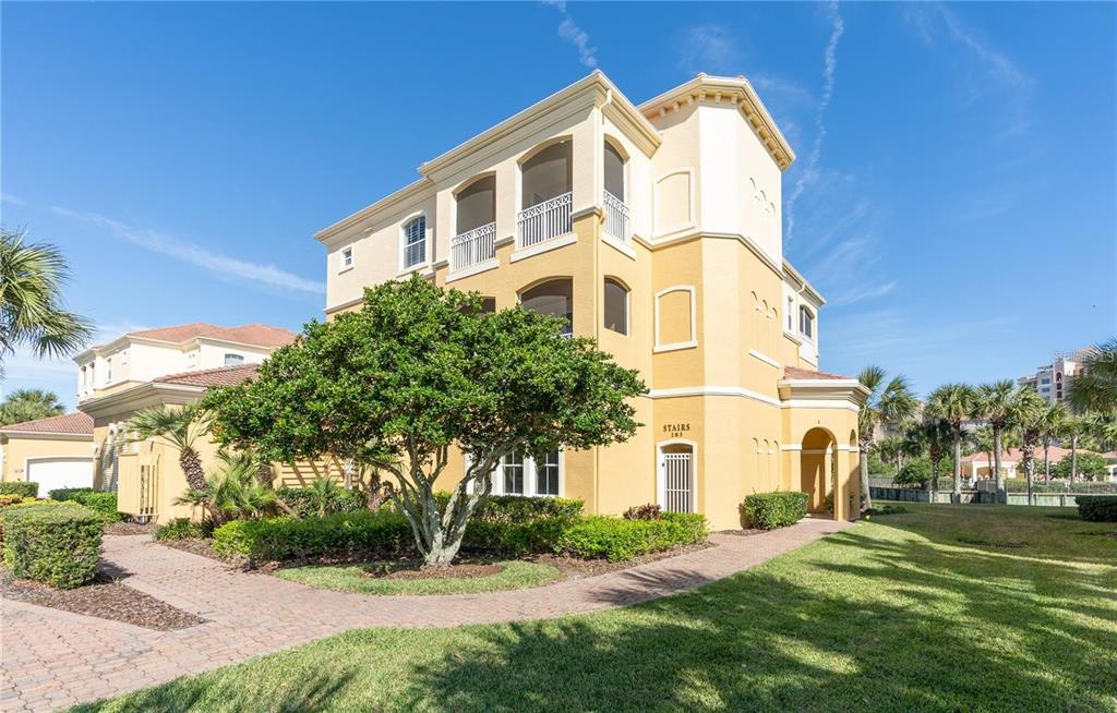 175 AVENUE DE LA MER UNIT 303