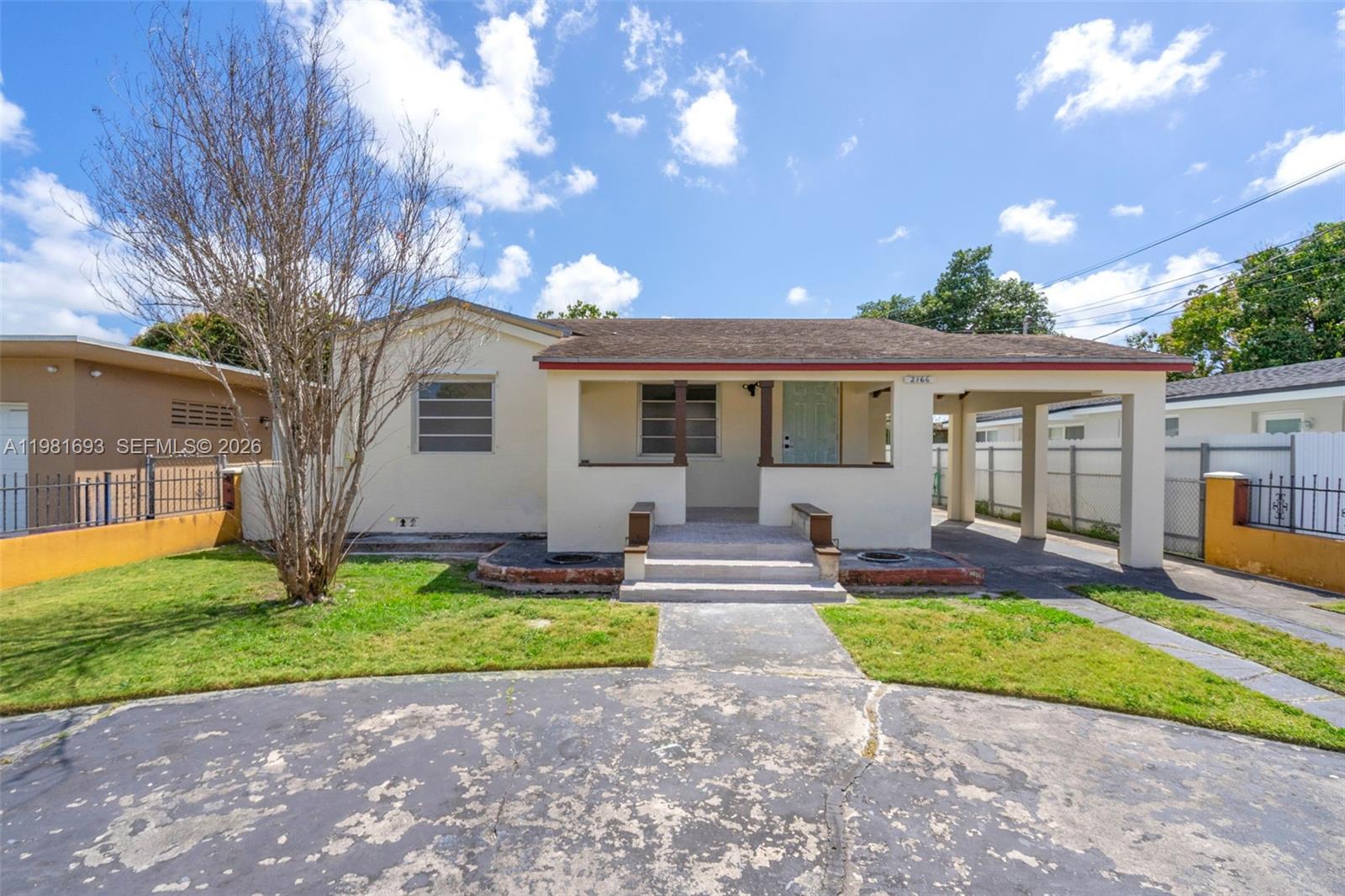 2166 NW 18th St, Miami FL 33125