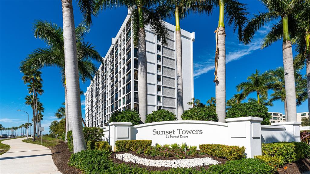11 SUNSET DRIVE UNIT 501, SARASOTA, FL — photo 2 of 30