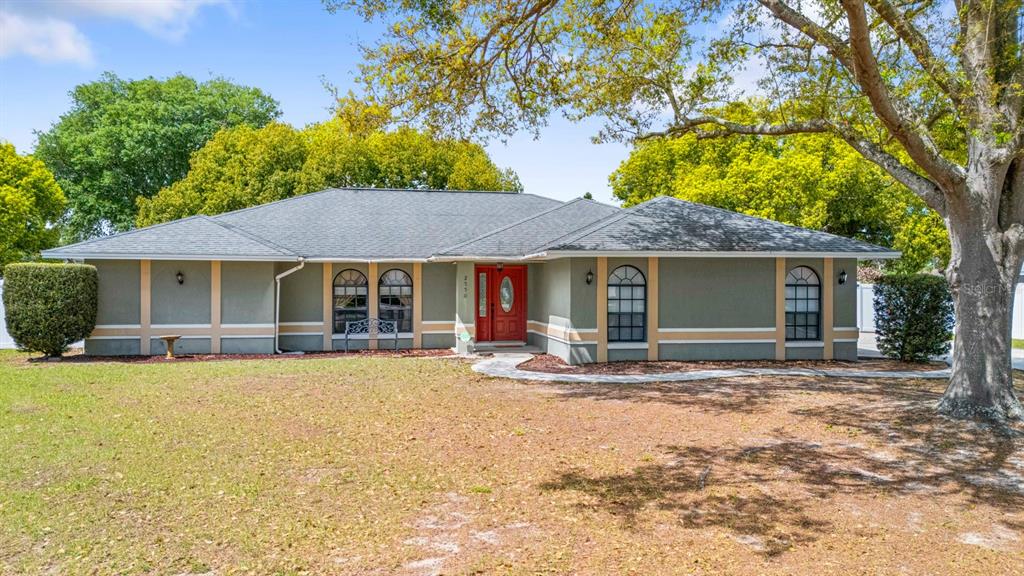 2550 ROSLYN LANE