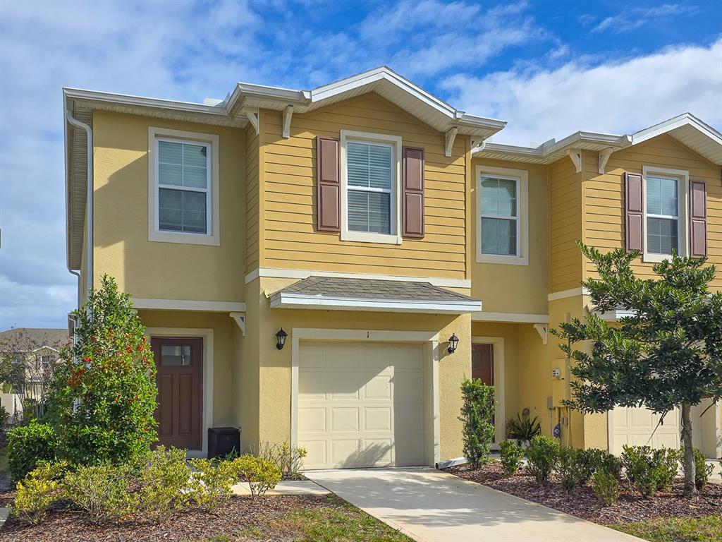 1 BELLA LAGO CIRCLE