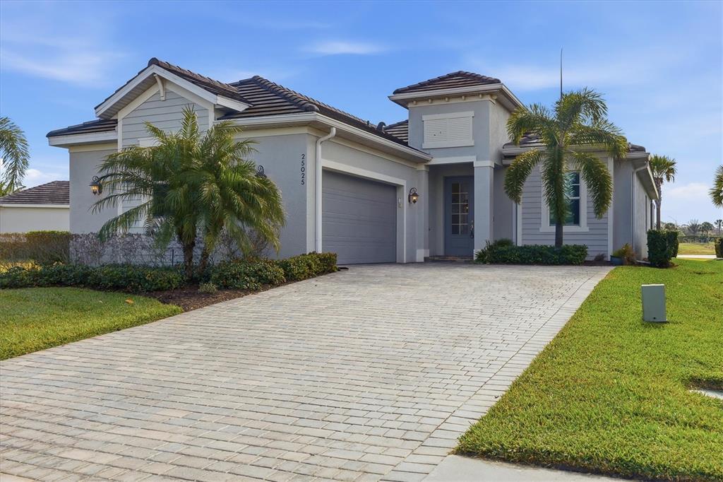 25025 OAK HAMMOCK COURT