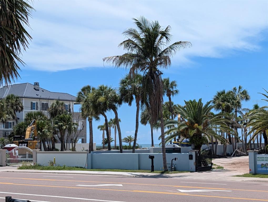 941 GULF BOULEVARD, BELLEAIR BEACH, FL — photo 3 of 30