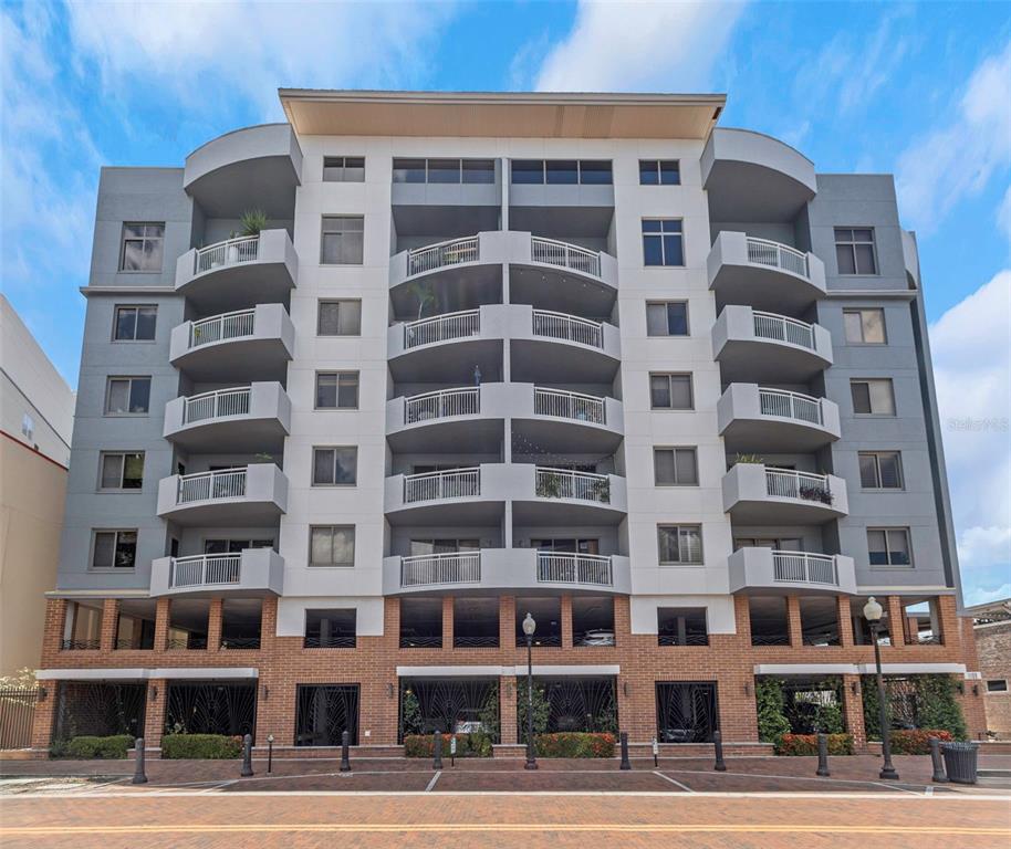 1108 N FRANKLIN STREET UNIT 602