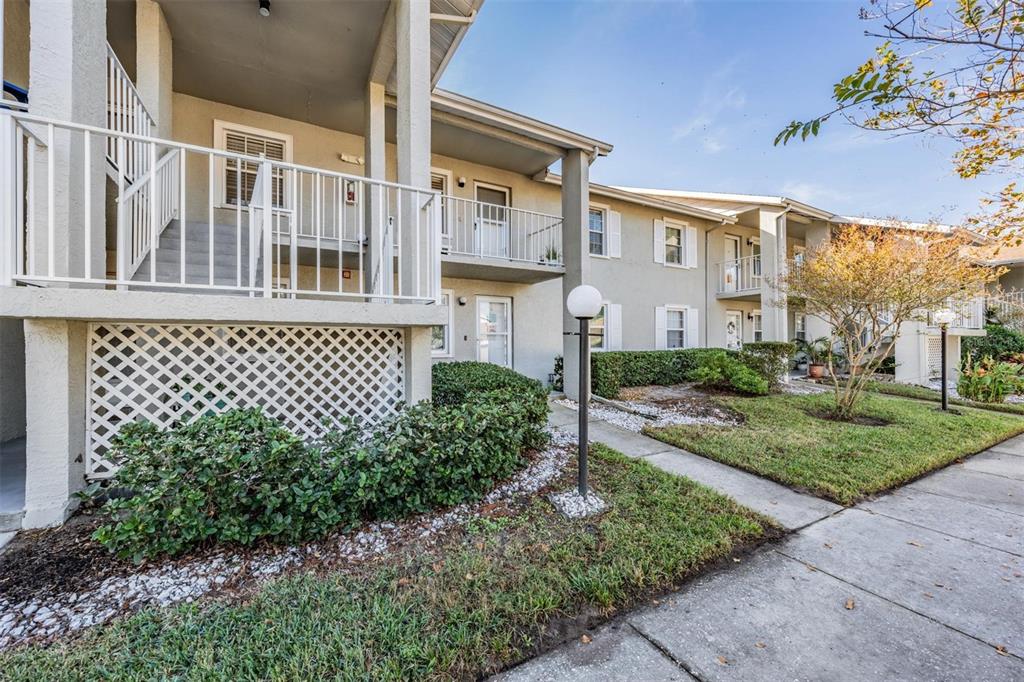1435 MILLSTREAM LANE UNIT 202