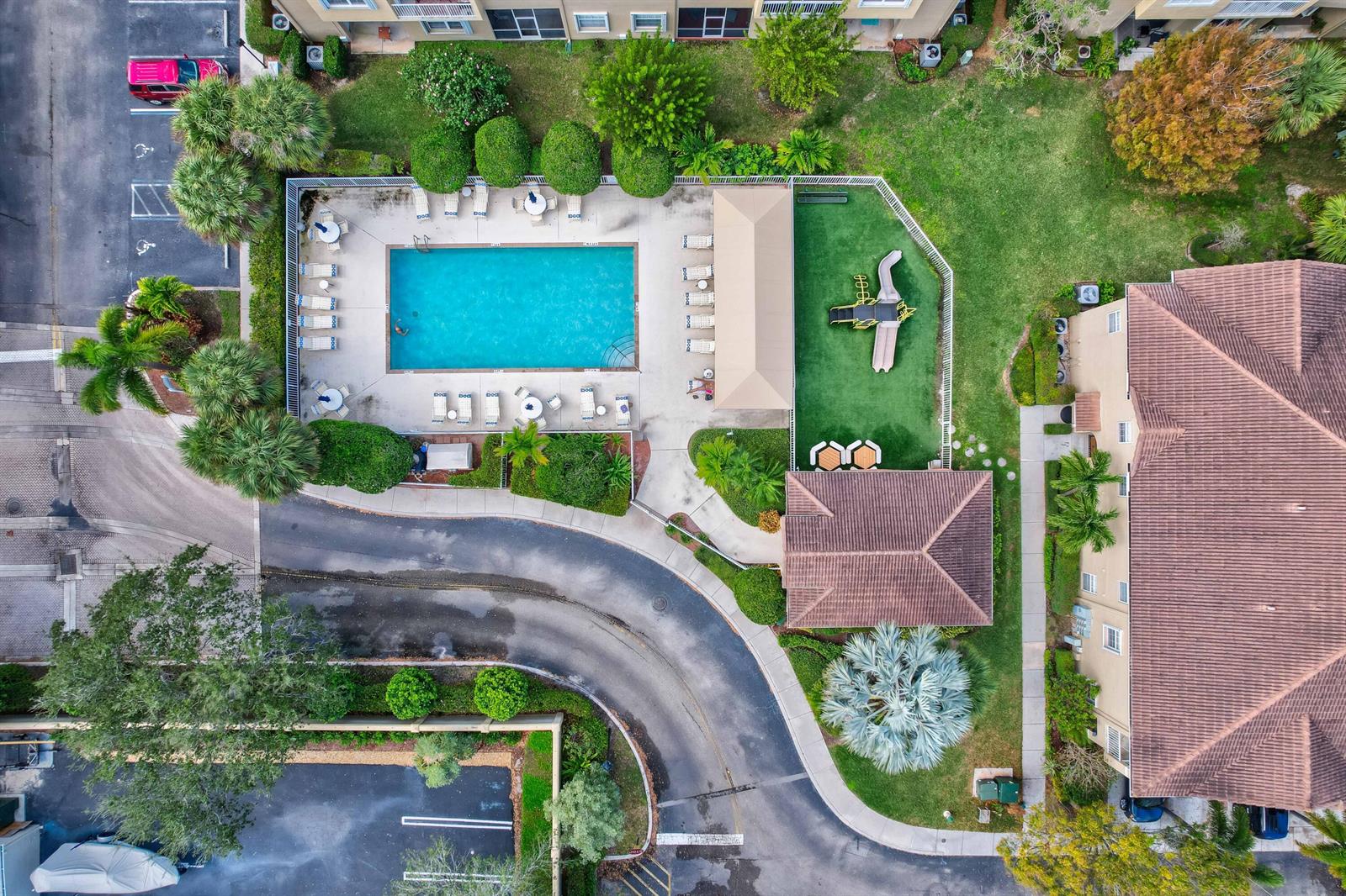 114 Lighthouse Circle Unit C, Tequesta FL 33469