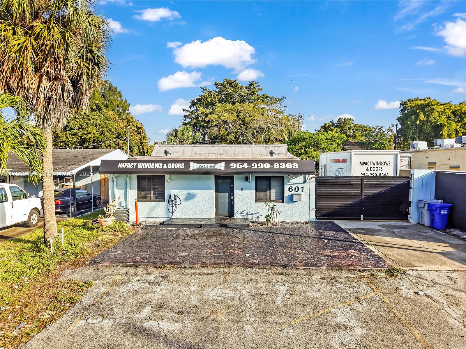 601 SW 8th St, Pompano Beach FL 33060