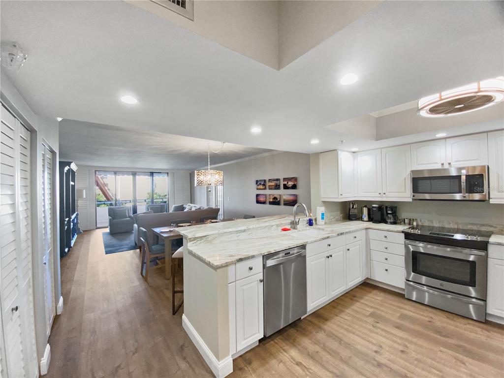1445 GULF OF MEXICO DRIVE UNIT 305