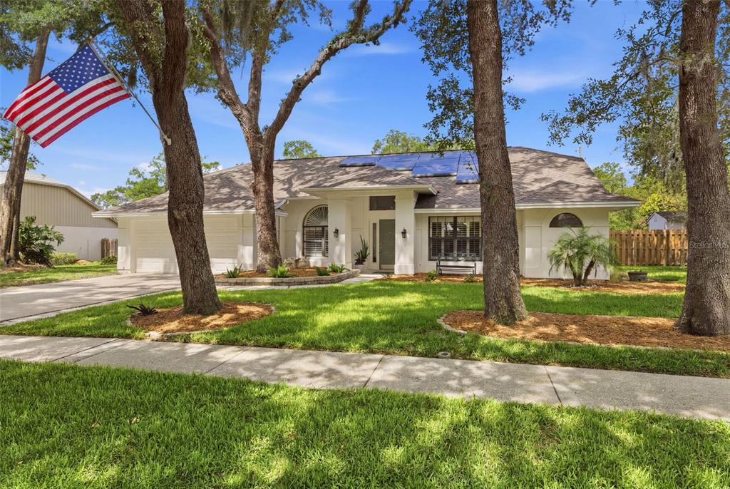 1521 WATERWOOD DRIVE