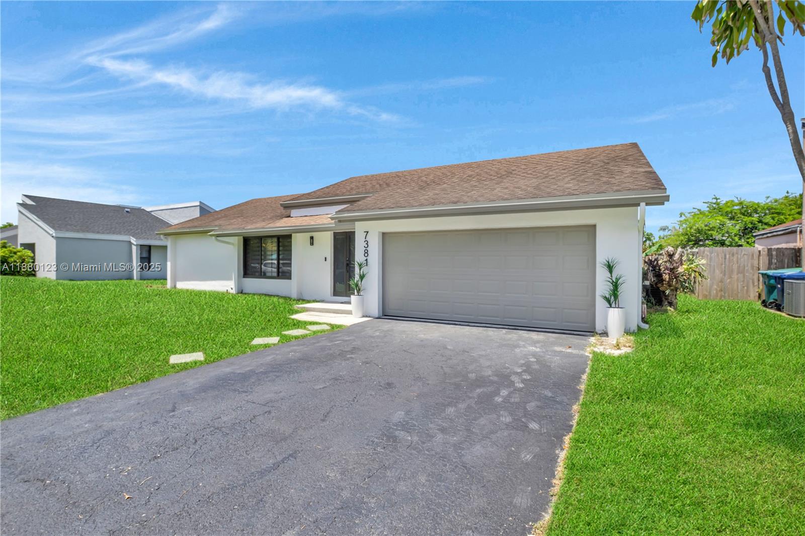 7381 NW 35th Ct, Lauderhill FL 33319