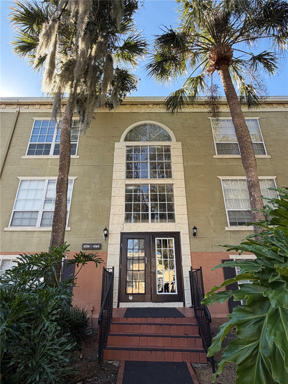 4162 VERSAILLES DRIVE UNIT 4162D