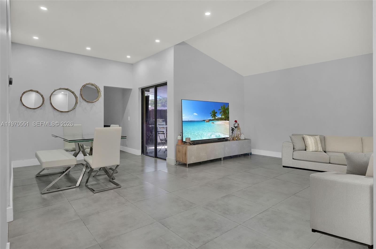 17032 NW 63rd Pl, Hialeah FL 33015