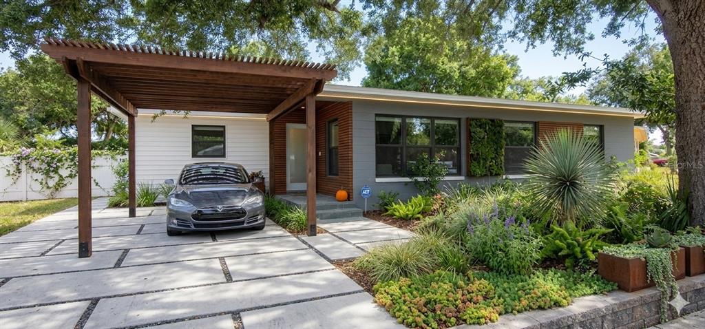8702 BEVERLY DRIVE