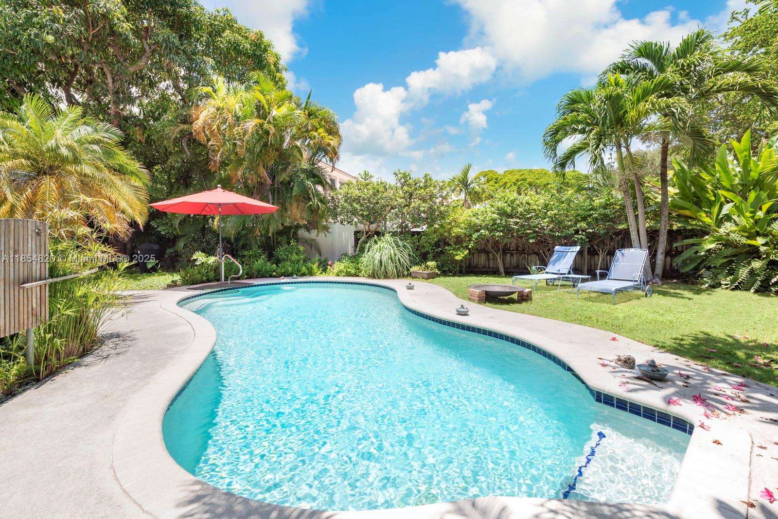 855 NE 111th St, Biscayne Park FL 33161